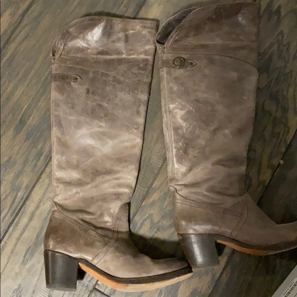 Frye jane tall cuff boot. Size 8 color gray.
